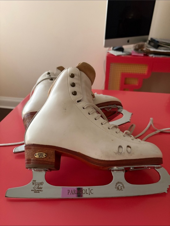 Riedell Shoes - White Women's Leather Ice Skates with Wooden Heel